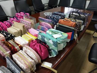 外貿(mào)實(shí)戰(zhàn)技巧 高效接待客戶(hù)參觀(guān)日用百貨工廠(chǎng)